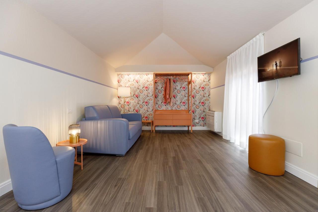 Casa Flores Apartments Бардолино Екстериор снимка