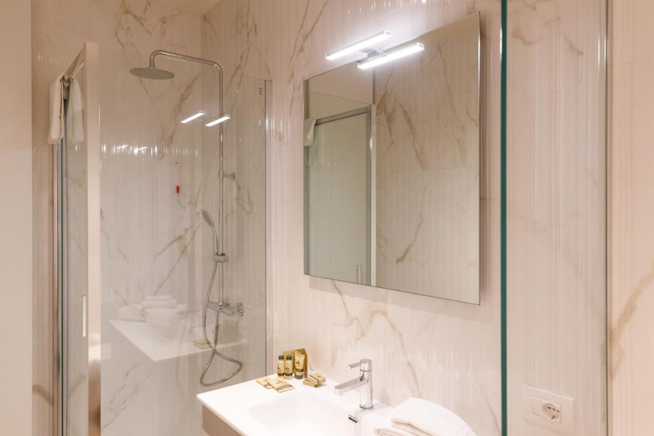 Casa Flores Apartments Бардолино Екстериор снимка